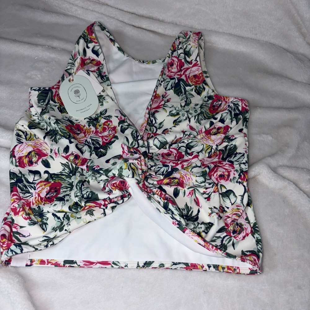 SweetHoney‎ Twist Knot Front crop top NWT 8Y Floral Beach Vacay Festival Resort